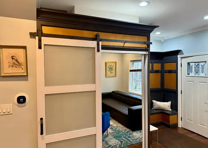 Stunning In Prime With Private Pool * Chicago