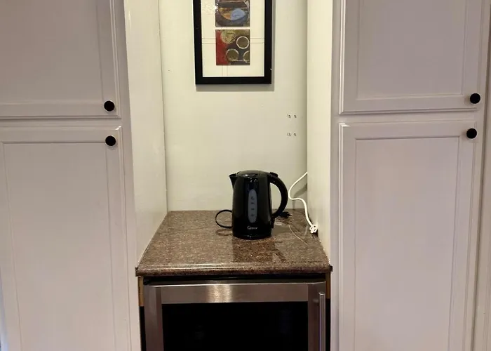 Stunning In Prime With Private Pool * Chicago